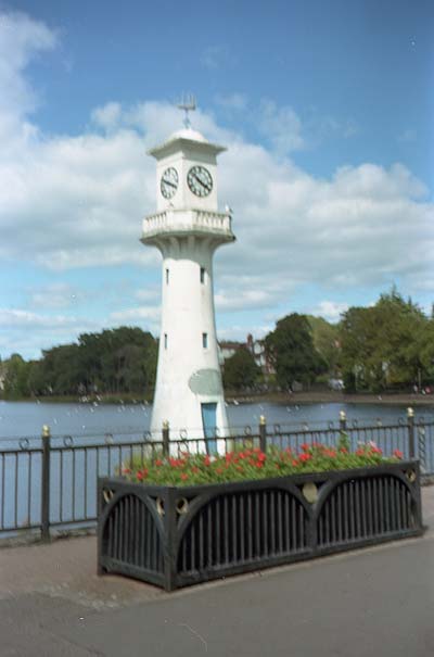 Memorial, Captain R. F. Scott, Roath, Cardiff